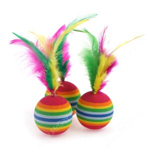 Игрушка для кошек полосатый Мячик с пером, 3,5 см