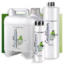 Кондиционер Iv San Bernard Traditional Line PLUS Green Apple, 300 мл