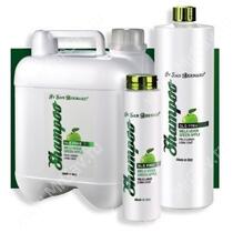 Шампунь Iv San Bernard Traditional Line PLUS Green Apple, 300 мл